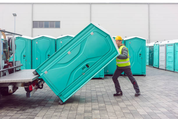 Best Portable restroom trailer rental  in Star Valley Ranch, WY
